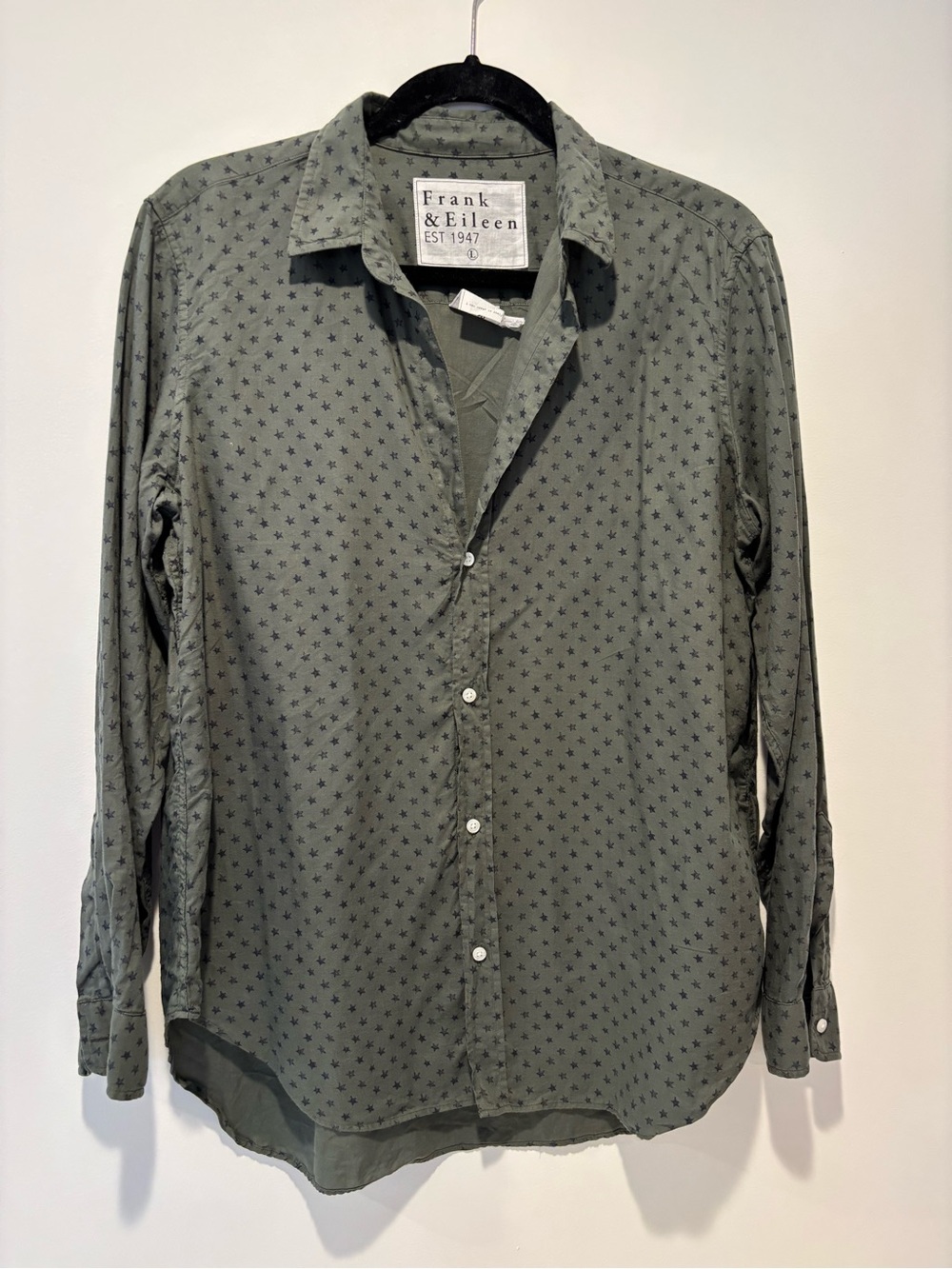 Frank & Eileen Olive Green Star-Print Button-Down Shirt